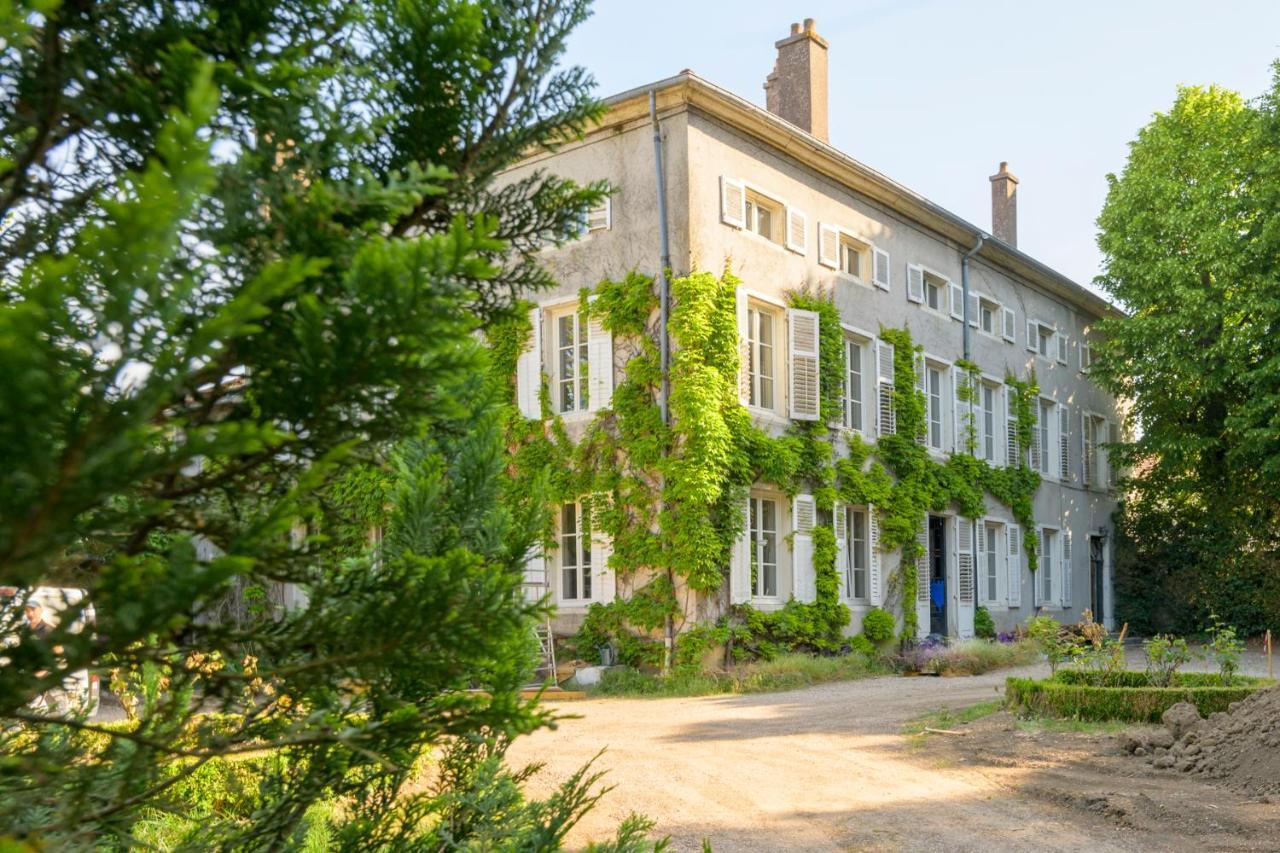 Logis Hotel Du Parc Pont-à-Mousson Eksteriør billede
