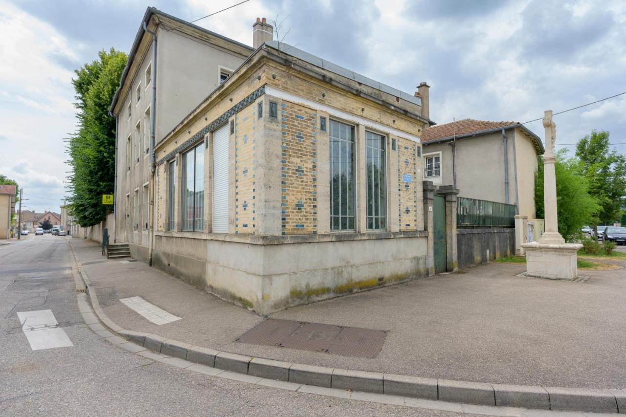 Logis Hotel Du Parc Pont-à-Mousson Eksteriør billede