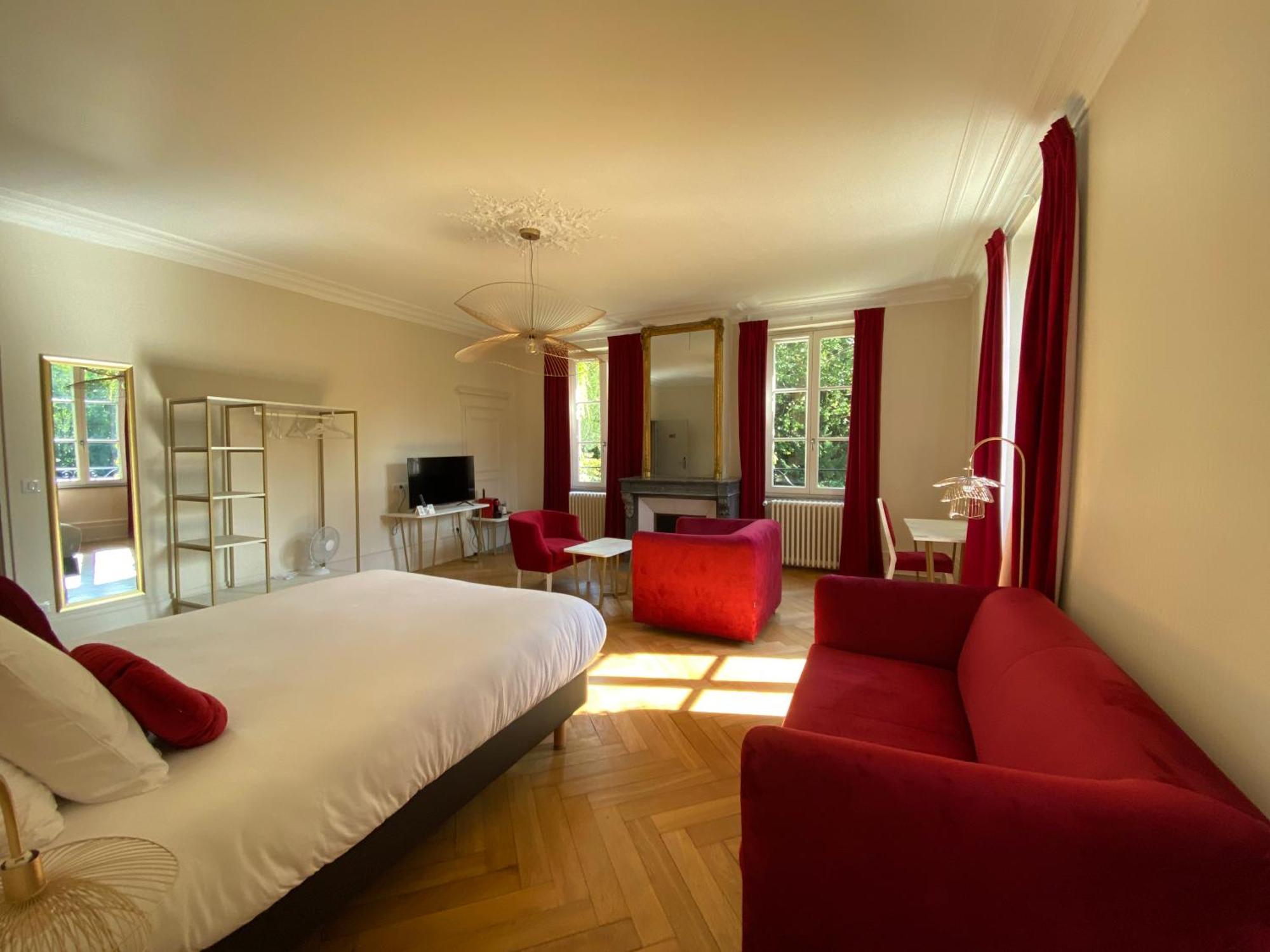 Logis Hotel Du Parc Pont-à-Mousson Eksteriør billede