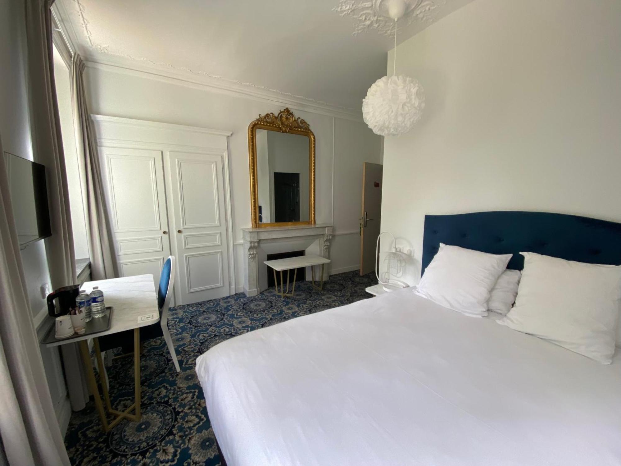 Logis Hotel Du Parc Pont-à-Mousson Eksteriør billede