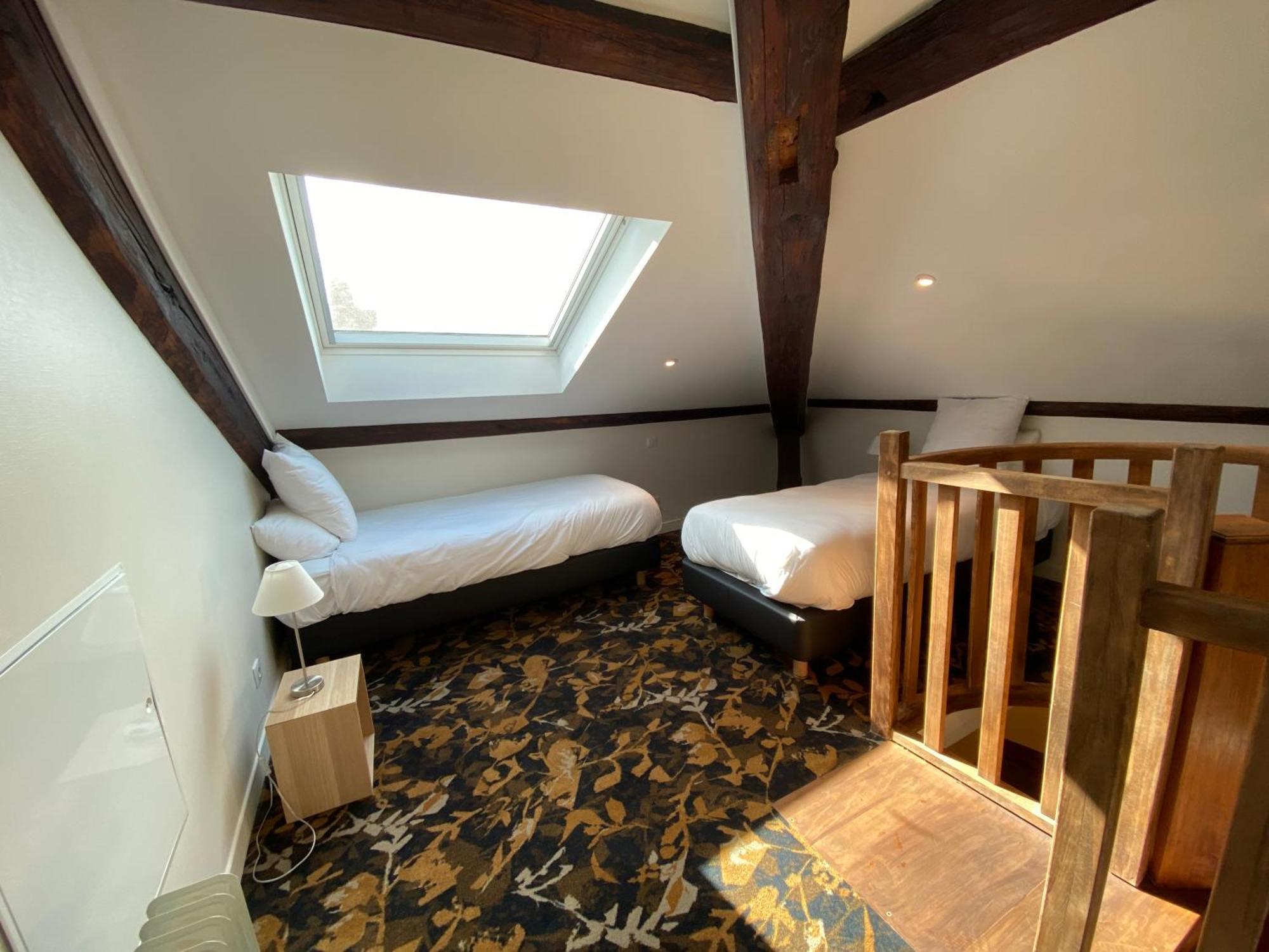 Logis Hotel Du Parc Pont-à-Mousson Eksteriør billede